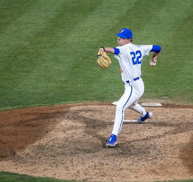 Florida's pitcher Brandon Neely (22) pitches in relief  against Georgia, Friday, April 14, 2023, at Condron Family Baseball Park in Gainesville, Florida. The Gators lost Game 1 of the weekend series to the Bulldogs 13-11. [Cyndi Chambers/ Gainesville Sun] 2023