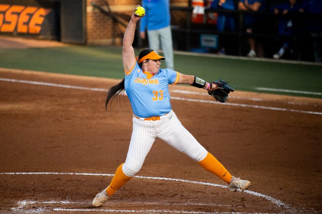 Tennessee pitcher Payton Gottshall (33) pitches during a SEC softball game between Tennessee and Florida at Sherri Parker Lee Stadium in Knoxville, Tenn., on Monday, April 24, 2023.