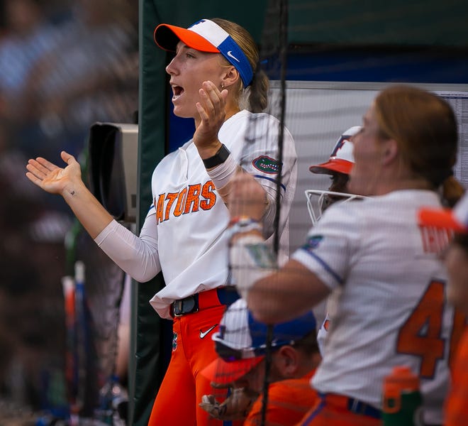 Florida Gators infielder Skylar Wallace (17) claps for a teammate at the plate. The Florida women’s softball team hosted FSU at Katie Seashole Pressly Stadium in Gainesville, FL on Wednesday, May 3, 2023. The Seminoles defeated the Gators 8-7.  [Doug Engle/Gainesville Sun]